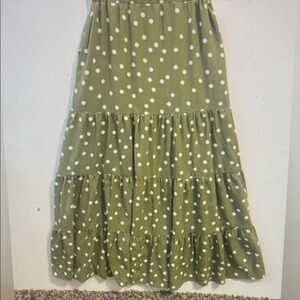 LULU'S |‎ Green Tiered Maxi Skirt for Casual Resort Wear Size XS